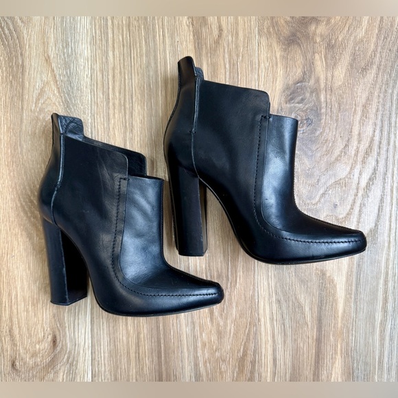 Alexander Wang Kim Black Pointed Toe Ankle Heeled Booties Size 39 or 9 EUC - Picture 4 of 10